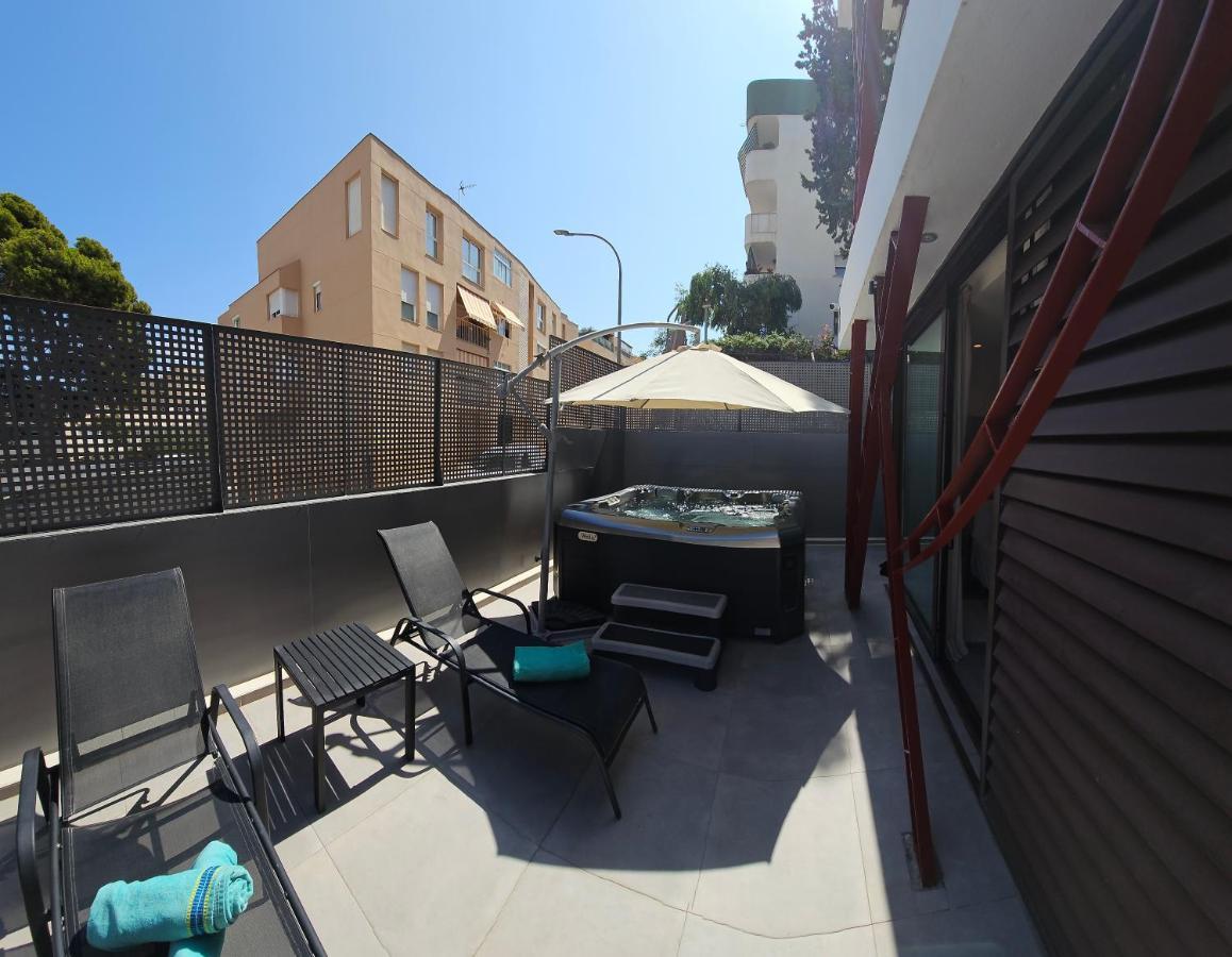Nogalera Quintessence Apartment With Private Parking By Namaste Elite Торемолинос Екстериор снимка